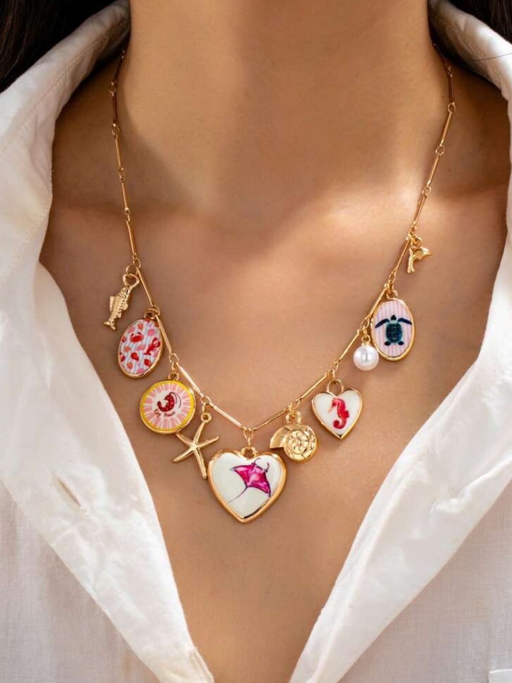 5/$15 🩷 MUST BUNDLE Gold Beach Charm Nautical Necklace with Pink & White Enamel - Picture 4 of 5